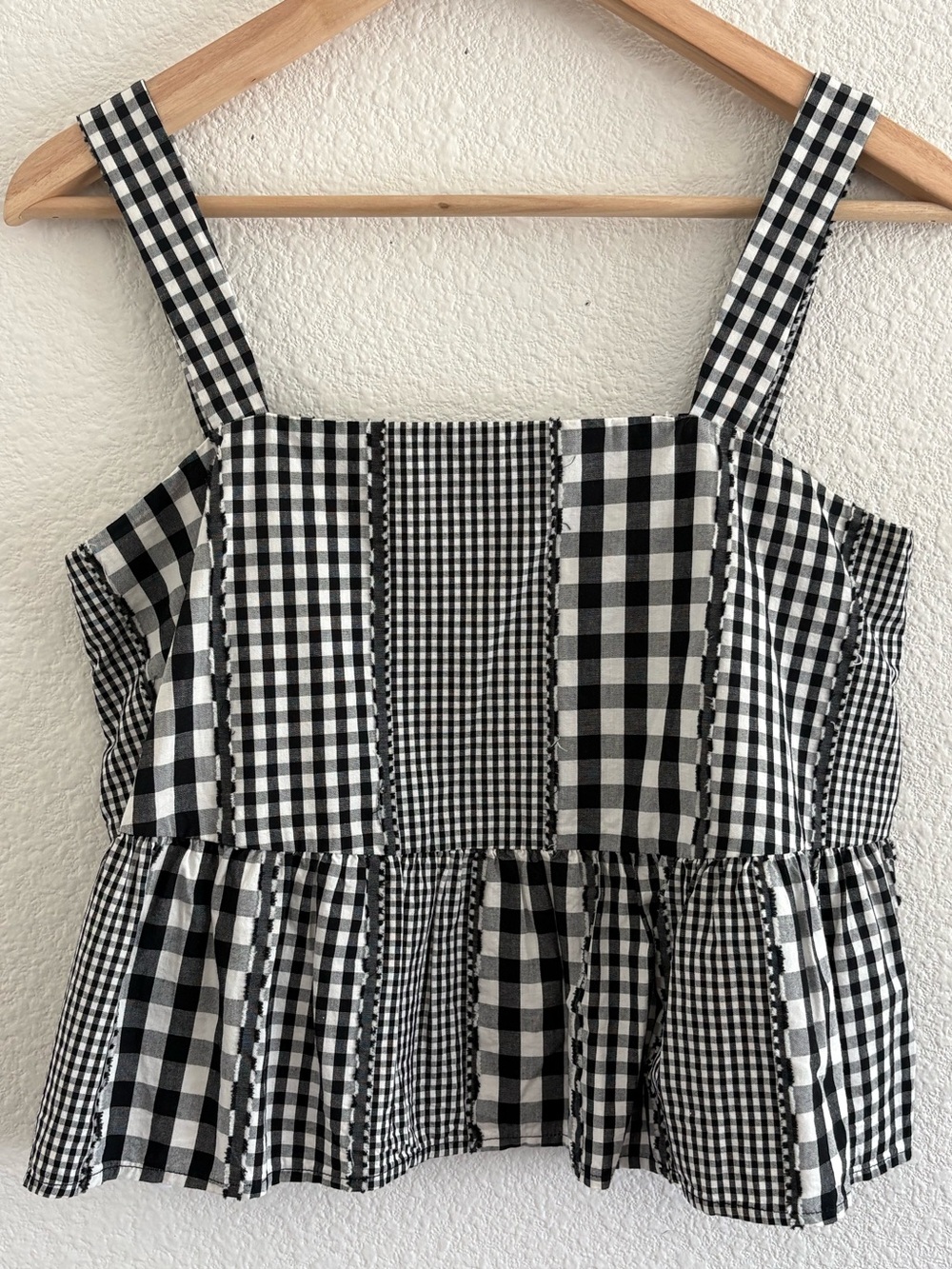 Crosby By Mollie Burch Black White Gingham Patchwork Ruffle Crop Top Sz XS